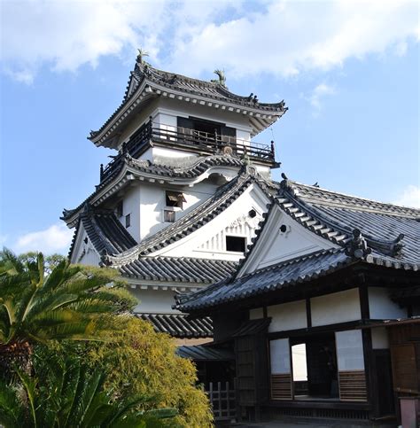Kochi Castle A Rare Jewel In Shikoku Voyapon