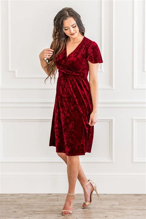 27 Affordable Modest Christmas Dresses A 103
