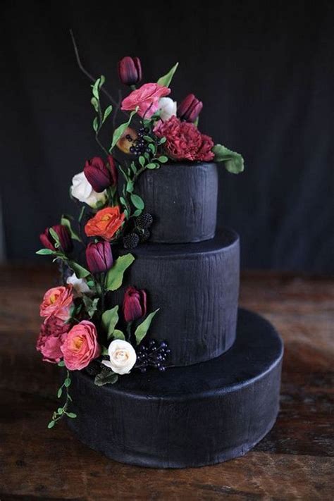 Rock a gorgeous black and white wedding cake! 10 Brilliant Matter Black Wedding Cake Ideas for 2018 ...