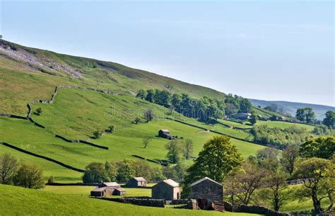 Lush Green Countryside Of The Yorkshire Dales Stock Image Image Of
