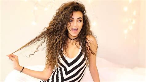 This look by @kellgrace can be dressed up, worn to work, or even just on a hot day. 10 Tips For Growing LONG CURLY Hair! | ItsRimi - YouTube