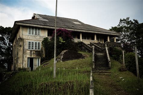But there are signs where particular areas or rooms are haunted. Crag Hotel: Abandoned Film Set in Penang - Amy's Crypt