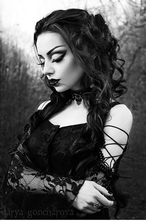 Pin By 💀waterfall 💀naturechild Phoeni On Gothic Beauty Goth Beauty