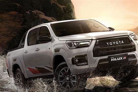 Toyota Hilux 2024 Colors Pick From 2 Color Options Oto