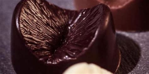 6 Pictures That Prove A Chocolate Mold Of Your Anus Is The Best Valentines Day Present Ever