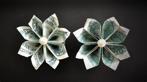 My Money Flowers Easy Dollar Origami Decoration For Graduation Lei