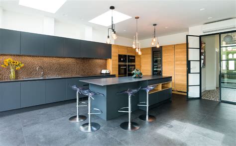 Contemporary Kitchen With An Island Wimbledon London Contemporary