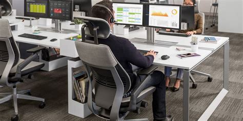 Cureve hot & cold memory foam chair back support. Gesture: An Ergonomics Evaluation - Steelcase