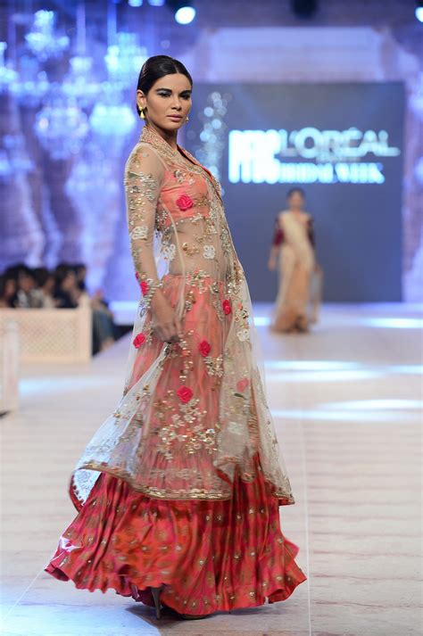 Misha Lakhani At Plbw2014 Pakistan Bridal Fashion Beauty