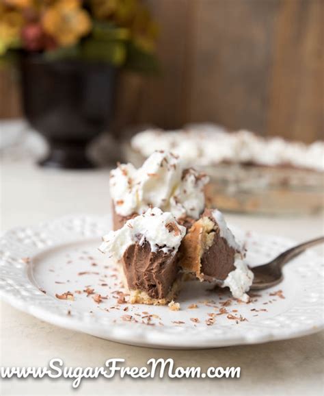 This decadent chocolate cream pie is vegan, made with wholesome ingredients. Sugar Free Keto Chocolate Cream Pie (Low Carb, Nut Free ...