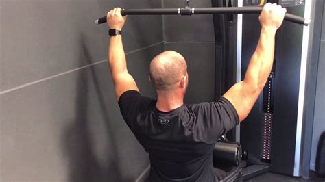 Wide Grip Lat Pulldown Youtube
