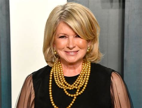Martha Stewart Makes History As Oldest Sports Illustrated Cover Model