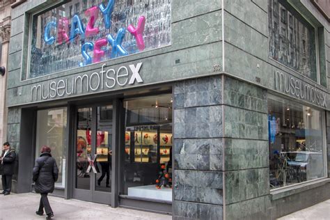 New Yorks Museum Of Sex Mounts Very Explicit Exhibits Nsfw Huffpost