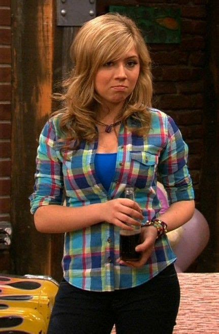 Jennette Mccurdy Flashes On Icarly
