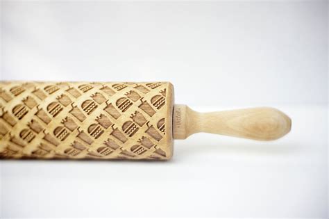 Designer Creates Engraved Rolling Pins That Stamp Dough With Cheerful
