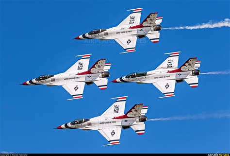 87 0319 Usa Air Force Thunderbirds General Dynamics F 16c