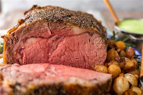 best prime rib roast recipe {how to cook prime rib in the oven}