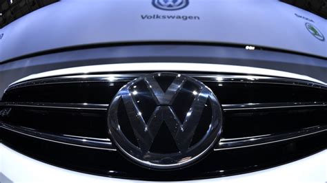 Us States Sue Volkswagen Over Emission Scandal Bbc News