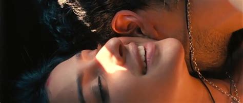 Parineeti Chopra Train Sex Scene Ishaqzaade 2012 Movie Xhamster