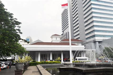 Sejarah Balai Kota Dki Jakarta Dulu Kantor Komisaris Tinggi Kerajaan
