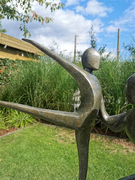 Sculpture De Jardin En Bronze Dun Couple De Danse Abstrait Etsy
