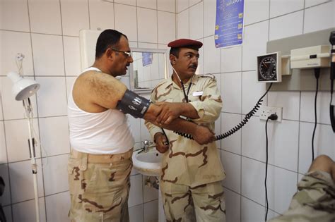 American Medical Advisers Guide Iraqi Army Back Into Patients Trust
