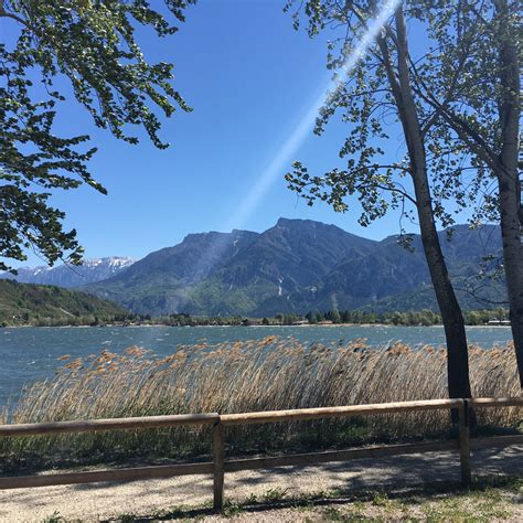 Camping Fleiola Calceranica al Lago Trentino Alto Adige Italië