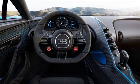 Review of bugatti chiron interior by the expert what car? Bugatti Chiron Pur Sport is a 1 104 kW canyon carver