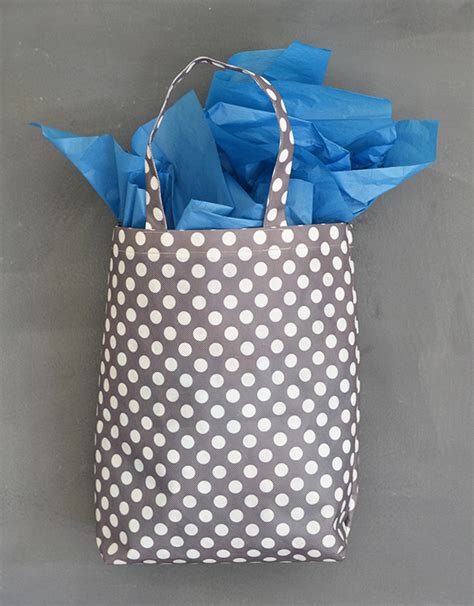 Simple Fabric T Bag Diy Polka Dots Are Love