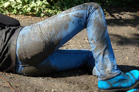 Wet In Mud Overalls Levis Jeans Bild 185 Fly737 Flickr Mens Jeans From Levis® Include