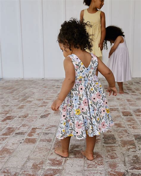 The Cutest Floral Girls Dress Perfect For Spring And Easter Girls
