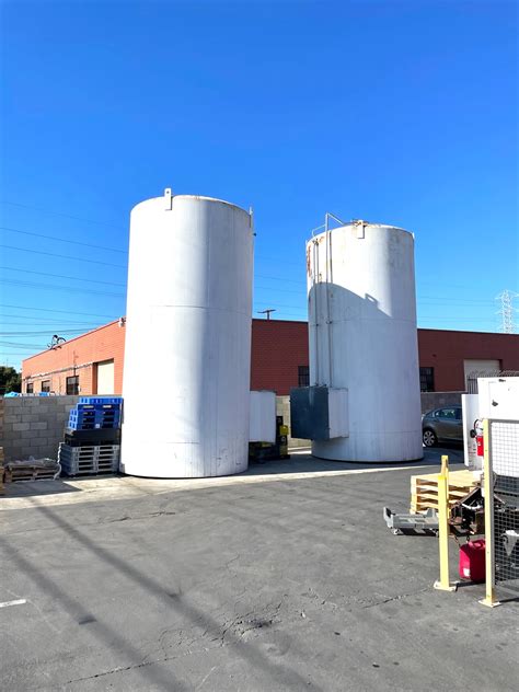 Apv 10000 Gallon Vertical Insulated Stainless Storage Tanks 2