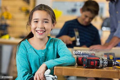 Makerspace Kids Photos And Premium High Res Pictures Getty Images