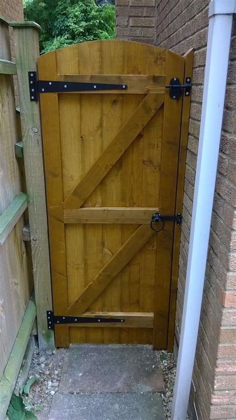 Full 800mm Wooden Garden Gates Buy Now E Timber Products Wooden