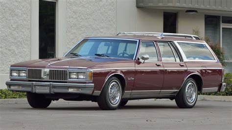 1989 Oldsmobile Custom Cruiser Station Wagon For Sale At Auction