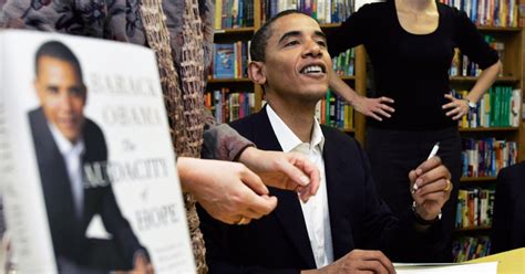 Obama Signs Deal For Post Presidency Book
