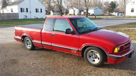 Find Used 1994 Chevrolet S10 Lowered V8 Low Reserve In Britt Iowa