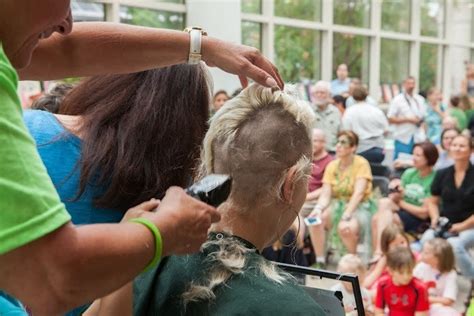 46 Mommas Shave Their Heads For Cancer Research Show Us What Bravery Really Looks Like