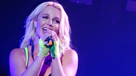 Britney Spears Best Songs Ranked Dexerto