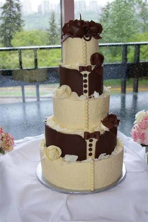 The possibilities for cake design ideas are limited only by your imagination and skills. His And Hers Wedding Cake Ideas | WeddingElation