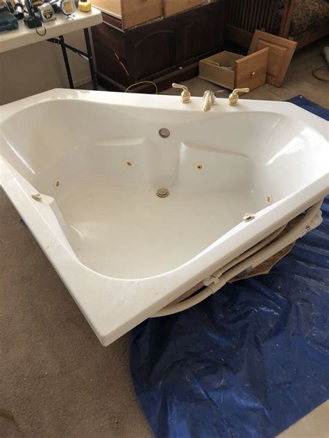 1,216 whirlpool jet tub parts products are offered for sale by suppliers on alibaba.com. Maxx Tryst 6060NS 6 jet whirlpool tub for Sale in Maple ...