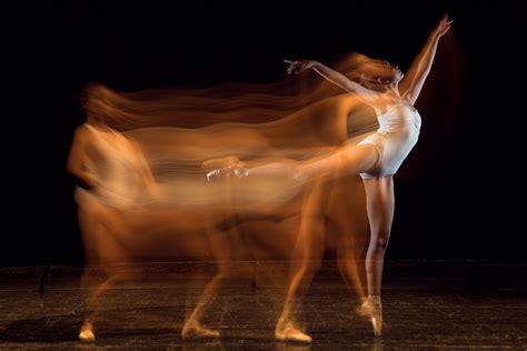 Juan Gamundi Photography Blog Ballet Dancer Motion Blur