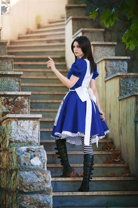 alice cosplay from alice madness returns alice cosplay alice in wonderland dress alice madness