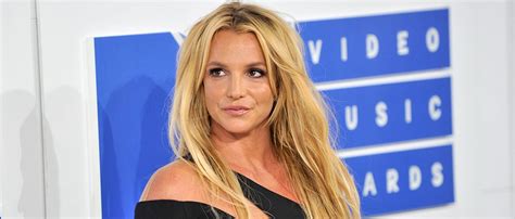 Britney Spears Police Do Wellness Check After Fans Call