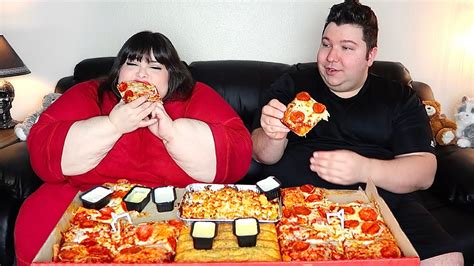 Massive Pizza Hut Big Dinner Box With Hungry Fat Chick • Mukbang Youtube
