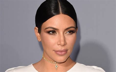 Kim Kardashian Nude Selfie Star Takes Aim At Piers Morgan After He Offers To ‘buy Her Clothes