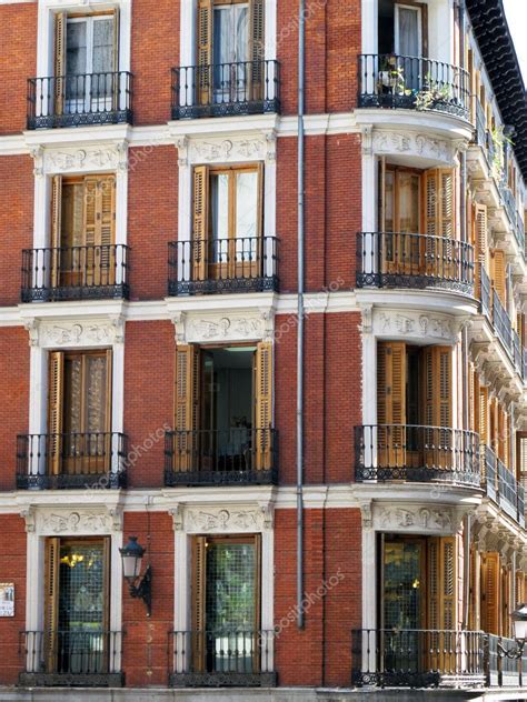 Typical House In The Center Of Madrid Spain — Stock Photo