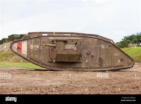 Wwi Mark Iv Hi Res Stock Photography And Images Alamy