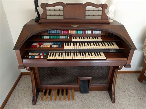 Wurlitzer Organ Model 4100 Series Thegreengawer