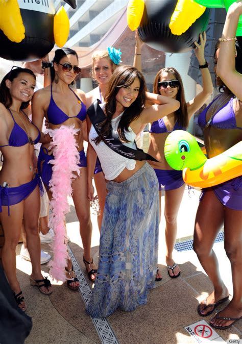 Tatiana Santo Domingos Bachelorette Party Puts Others To Shame Photos